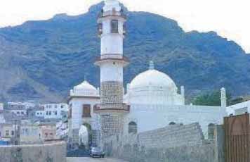 جامع العيدروس أبرز المساجد التاريخية في مدينة عدن الثورة نت