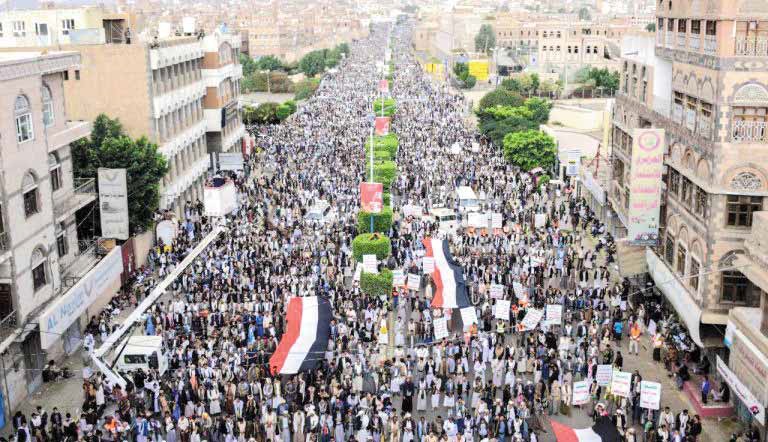 العاصمة والمحافظات تشهد اليوم واحدا من أكبر الحشود الجماهيرية في تاريخ اليمن الثورة نت
