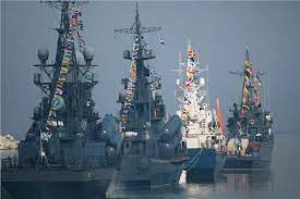 الأسطول الروسي يسيطر على بحر آزوف بالكامل والجزء الشمالي الغربي من البحر الأسود