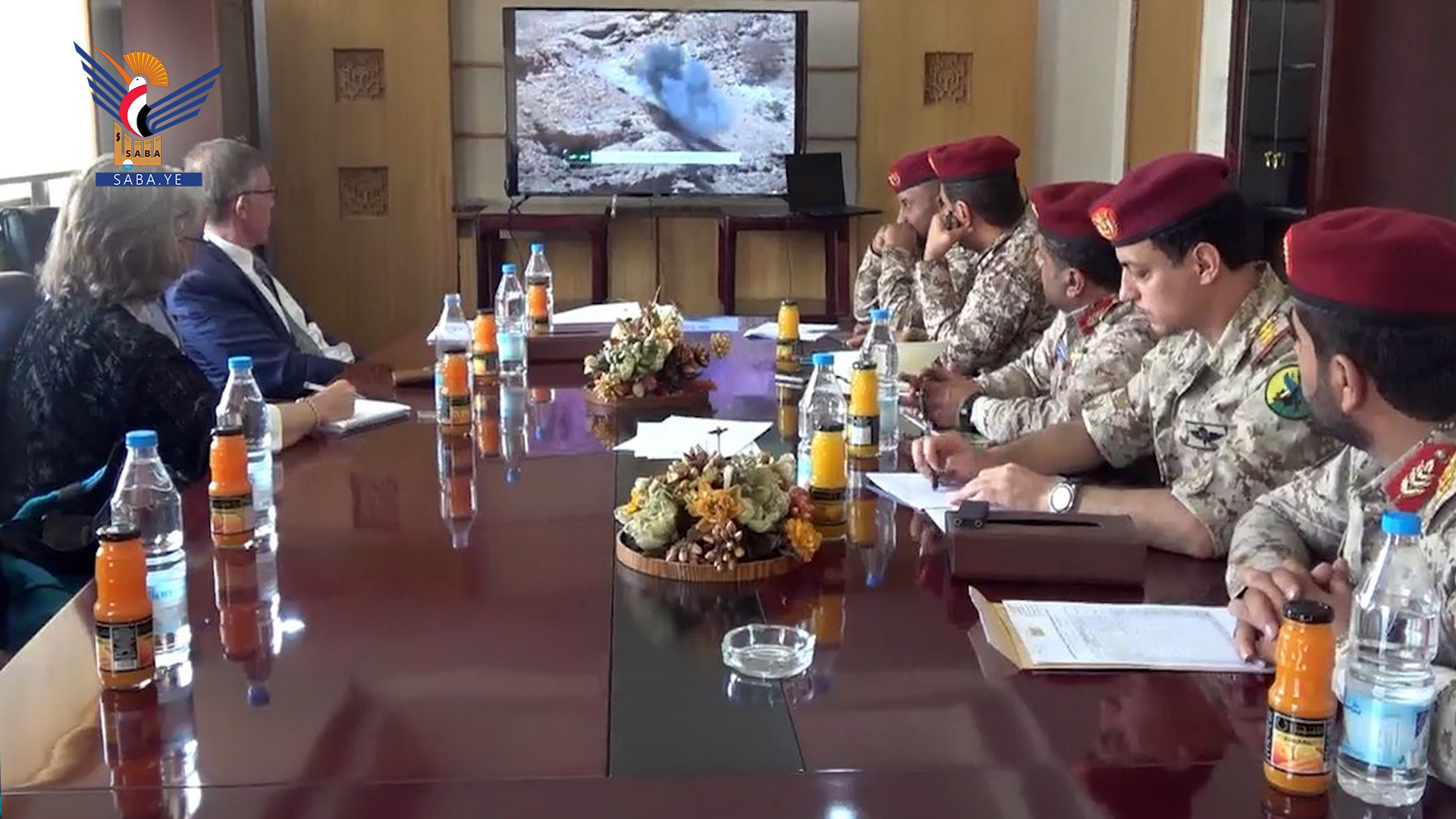 نائب رئيس اللجنة الوطنية يلتقي المستشار العسكري لممثل الأمم المتحدة إلى اليمن