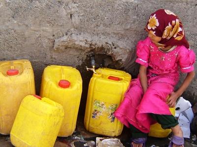 الحكيمي: اليمن يعاني من عجز مائي في ظل الاستنزاف الجائر