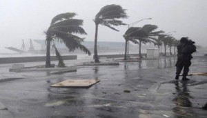 العمقي: تضرر عدد من سواحل مديريات حضرموت من إعصار تشابالا