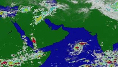 الأرصاد يحذر من التأثيرات الخطيرة للعاصفة “ميج”