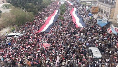 صنعاء تشهد مسيرة حاشده في ذكرى 11 فبراير “ثورتنا مستمرة ضد الغزو الأمريكي “