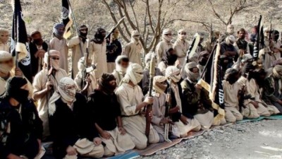 تنظيم القاعدة الإرهابي يسيطر على مديرية الريدة الشرقية بحضرموت