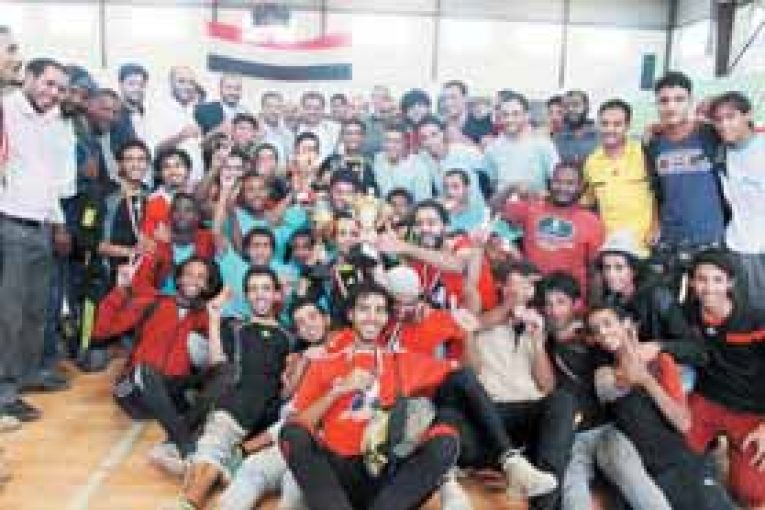 الأهجري يكرم أبطال يد الأمانة