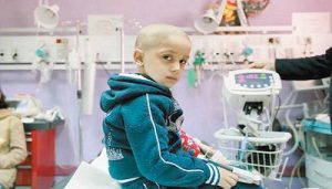 العدوان والحصار فاقم معاناة نحو 900 طفل مصاب بالسرطان 