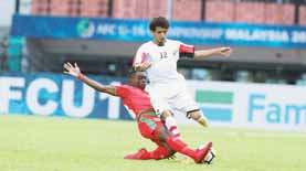 منتخب ناشئي القدم يخسر من عمان في مستهل مشواره بنهائيات آسيا