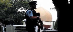 بعد أيام من مذبحة المسجدين في نيوزيلندا.. فتى أسترالي آخر يهدد المصلين بالقتل