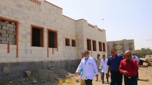 تسليم موقع مشروع استكمال مبنى قسم الحميات بهيئة مستشفى الثورة العام بالحديدة للجهة المنفذة