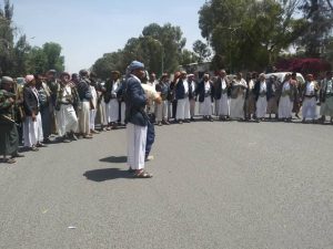 جهود قبلية تنجح في احتواء قضية قتل الشيخ حميد راجح من الأهنوم بعمران