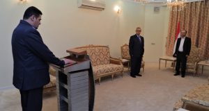 وزير السياحة يؤدي اليمين الدستورية أمام الرئيس المشاط