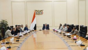 اجتماع حكومي يناقش القضايا المثارة في الاجتماع المشترك للنواب والشورى