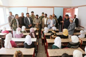 محافظ ذمار يدشن العام الدراسي الجديد