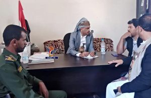محافظ تعز يطلع على شبكة مياه العكد بمديرية التعزية