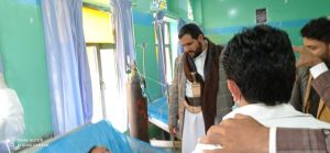 محافظ صنعاء يطلع على أداء السلطة المحلية ويزور مستشفى صعفان