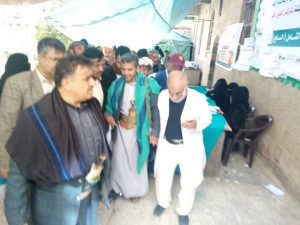الاطلاع على الخدمات الطبية في المخيم الطبي الخيري بمديرية معين بالإماتة