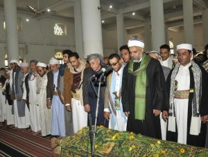 تشييع مهيب لجثمان فقيد الوطن العلامة محمد بن علي المنصور بصنعاء