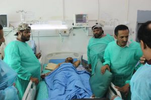 مؤسسة أنماء تزور الجرحى من رجال الجيش واللجان الشعبية بمستشفى الساحل الغربي