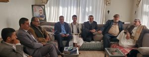 رئيس هيئة مكافحة الفساد يكرّم أسرة الشهيد الدكتور المتوكل