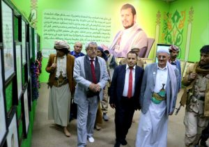 وزير التعليم العالي يزور معرض الشهداء القادة بالمنطقة العسكرية الرابعة
