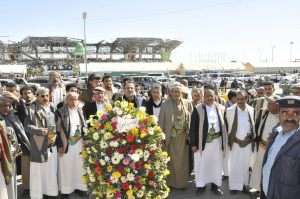 هشول وعدد من أعضاء مجلس النواب يزورن ضريح الشهيد الصماد