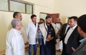 المؤيدي والمتوكل يتفقدان العمل بمركز الطب الرياضي