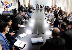 وزير الصحة يعلن دخول القطاع الصحي حالة حرجة نتيجة نفاد الوقود