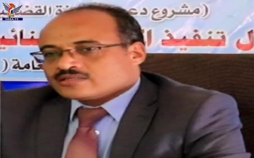 رئيس هيئة مكافحة الفساد يعزي في وفاة القاضي عبد الملك الجنداري