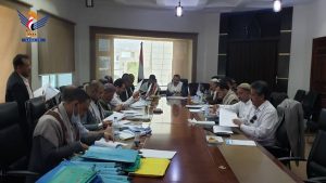 الدريب يرأس اجتماعا لمناقشة طلبات تراخيص حفر وتعميق آبار مياه في حوض صنعاء
