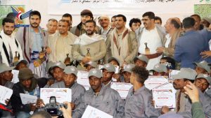 تكريم عمال النظافة في مدينة معبر بذمار