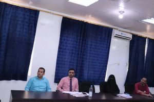 مناقشة أبحاث تخرج طلبة قسم اللغة الإنجليزية بجامعة العلوم والتكنولوجيا بالحديدة