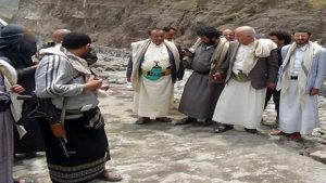 محافظ إب يدشن العمل في مشروع طريق بمديرية الشعر