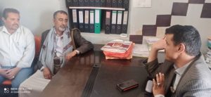 مناقشة الترتيبات النهائية لتدشين مشروع الربط الشبكي في مركز الأمومة والطفولة بمدينة البيضاء