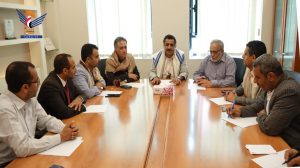 وزير النفط يطلع على أنشطة الشركة اليمنية للاستثمارات النفطية والمعدنية