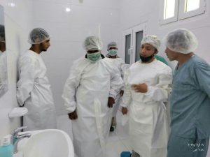 قائد المحور الشمالي يطلع على مستوى الخدمات بمستشفى القناوص في الحديدة