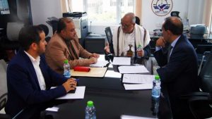 النعيمي يرأس اجتماعا لمناقشة آلية توفير الكهرباء بالطاقة المتجددة