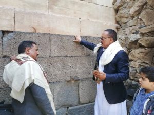وزير الثقافة يزور حصن غيمان الأثري بصنعاء ويتفقد أضرار السيول