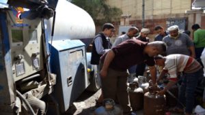 شركة الغاز تستأنف البيع المباشر لمادة الغاز عبر المحطات المتنقلة