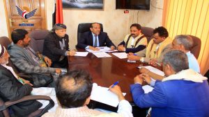 البخيتي والجيلاني يناقشان مستوى إنجاز مشاريع كهرباء الريف بمحافظة صنعاء