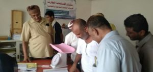 الوكيل الهادي يتفقد سير العمل بمستشفى التحيتا الريفي بالحديدة