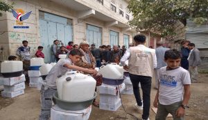 توزيع مساعدات طارئة للمتضررين من السيول في السدة بإب