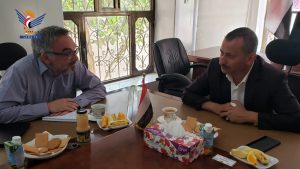 نائب وزير المياه يرأس اجتماعا لمناقشة مجالات التعاون والتنسيق مع اليونيسف