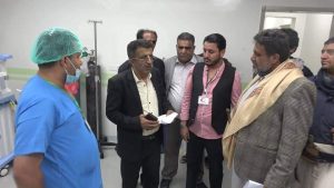 محافظ البيضاء يطلع على خدمات واحتياجات مستشفى رداع المركزي