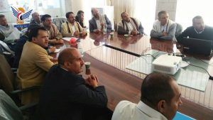 اجتماع بصنعاء يناقش المخططات التفصيلية لتحزيم العشوائيات بالمحافظة