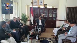 وزير المياه يبحث مع ممثل اليونيسف أوجه التعاون في مجال المياه والصرف الصحي