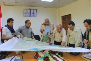 مناقشة الجوانب المتصلة بتأهيل مطار الحديدة وفق الشروط والمتطلبات الدولية