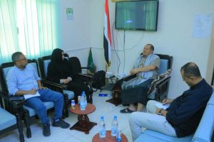 مناقشة تدخلات “الأوتشا” في عدد من القطاعات الخدمية بالحديدة