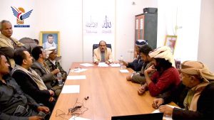محافظ شبوة يرأس اجتماعاً موسعاً لمناقشة أنشطة السلطة المحلية