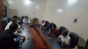 مناقشة أوضاع صندوق النظافة بمحافظة الحديدة